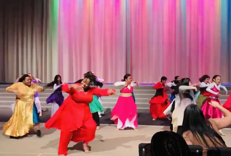 House of T'heArts Creative & Performing Arts School - Dance Studio in Orlando, Florida