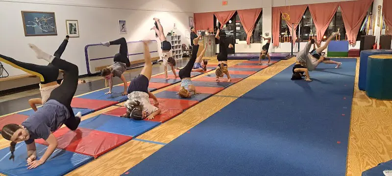 Southern Strutt Dance & Gymnastics - Dance Studio in Robertsdale, Alabama