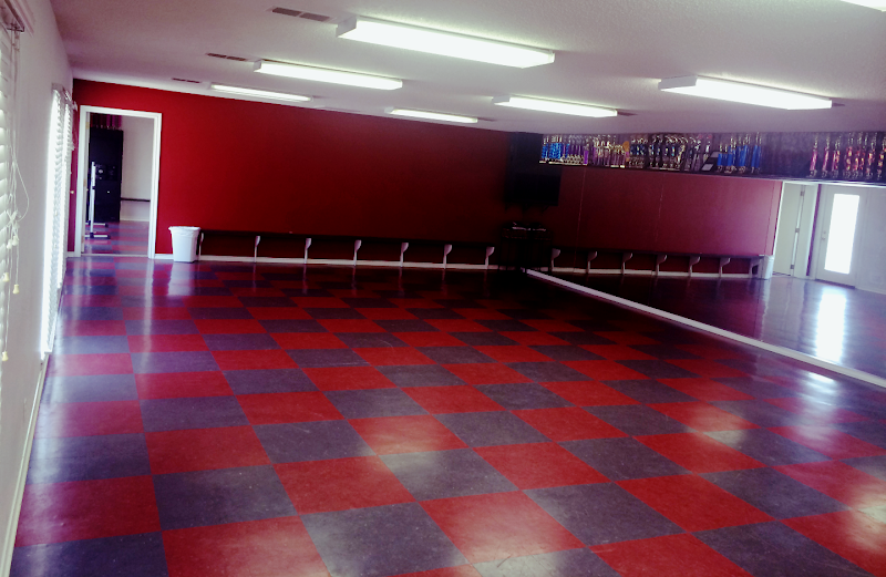 All Rhythm Dance Alley - Dance Studio in Nash, Texas