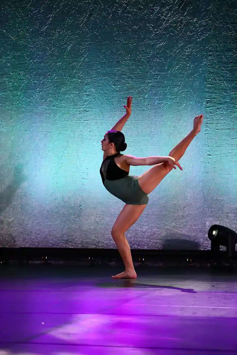 Extensions Dance - Dance Studio in Chicago, Illinois