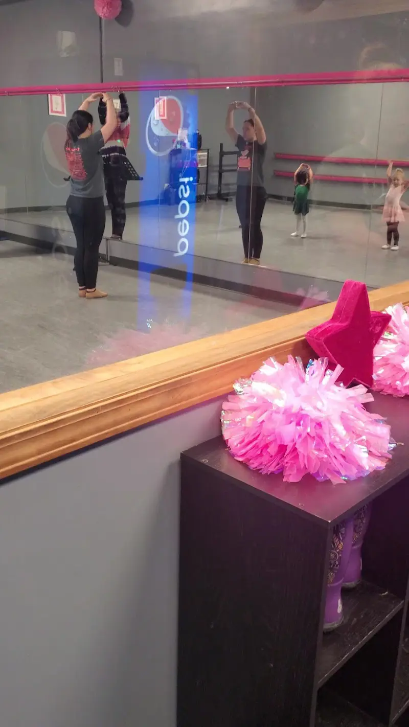 Rising Stars School of Baton, Tumbling and Dance - Dance Studio in Beloit, Wisconsin