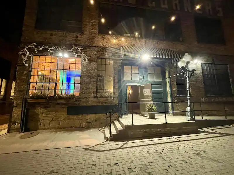 Four Seasons Dance Studio - Dance Studio in Minneapolis, Minnesota