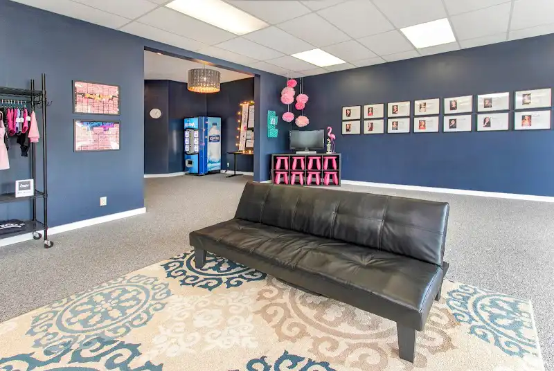 Encore Dance Studio Warrenton - Dance Studio in Warrenton, Oregon