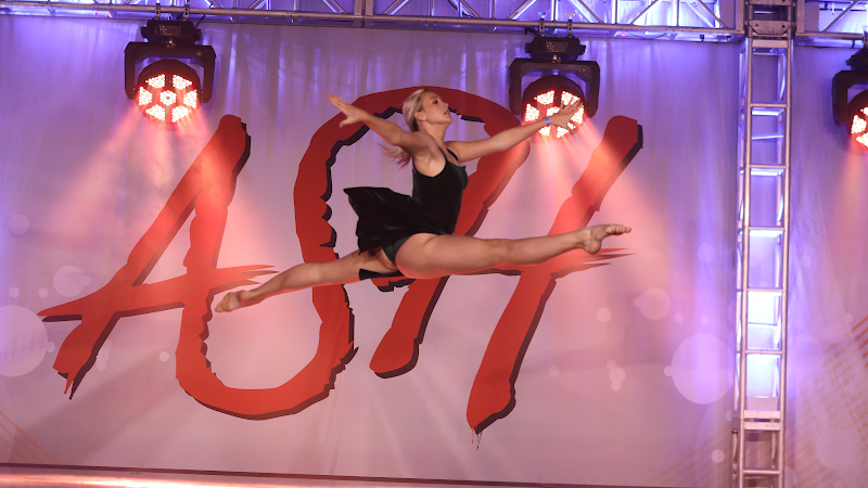 STARZ Performing Arts Academy - Dance Studio in Bluefield, West Virginia