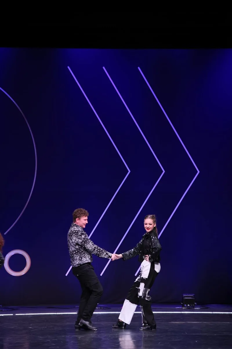 A2J Crew Dance Kompany - Dance Studio in Zanesville, Ohio