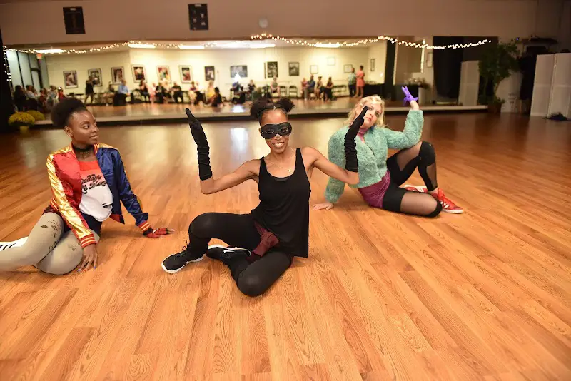 Salón de Baile Dance & Fitness Studio - Dance Studio in Pooler, Georgia