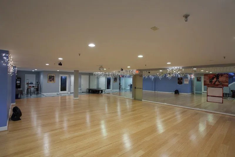 Arthur Murray Dance Studio Montgomery - Dance Studio in Cincinnati, Ohio