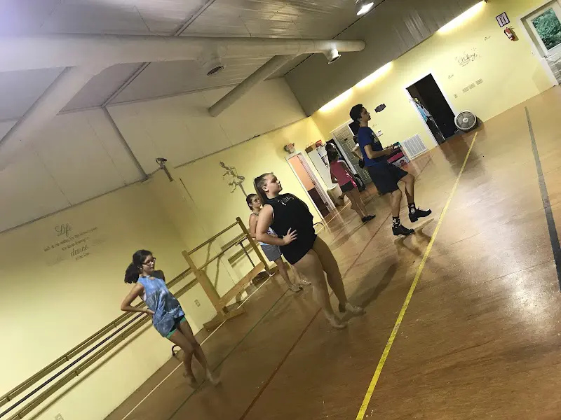 Charmion Performing Arts Center - Dance Studio in Circleville, Ohio