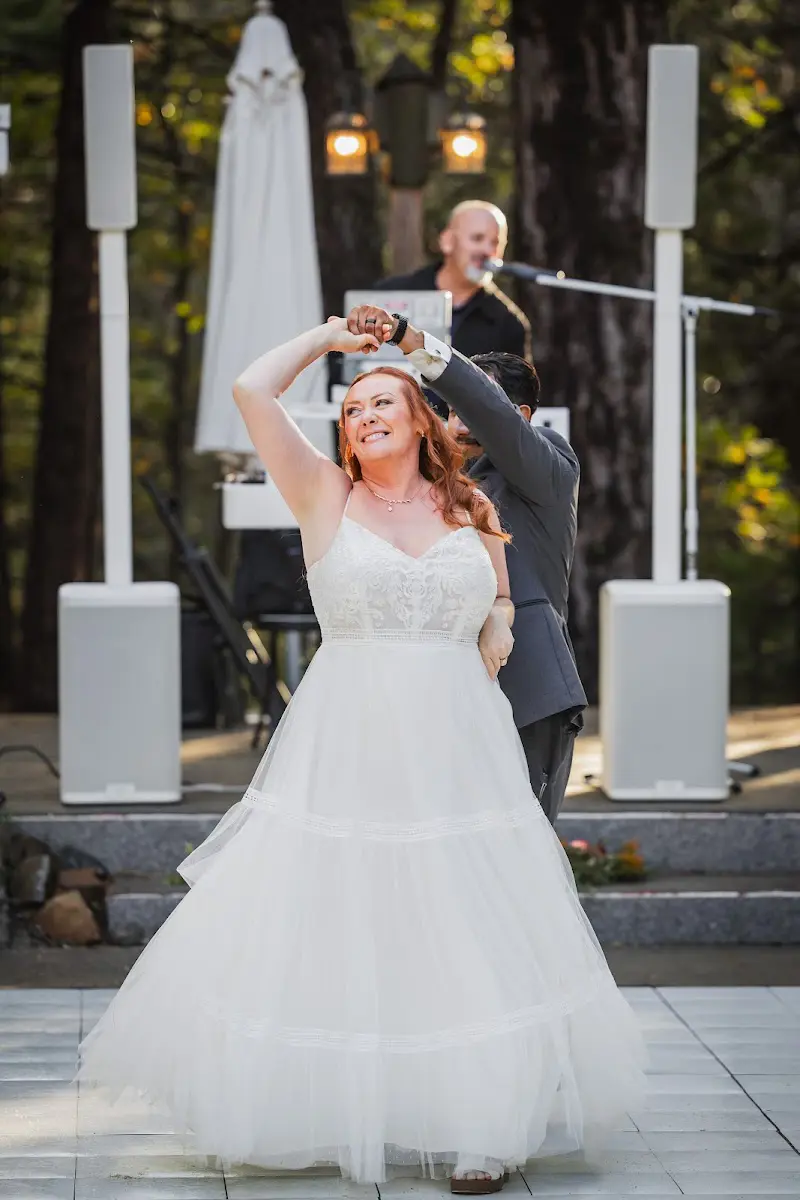 Dance with Eileen - Dance Studio in Visalia, California