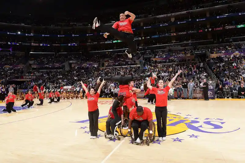 Break the Barriers - Dance Studio in Fresno, California
