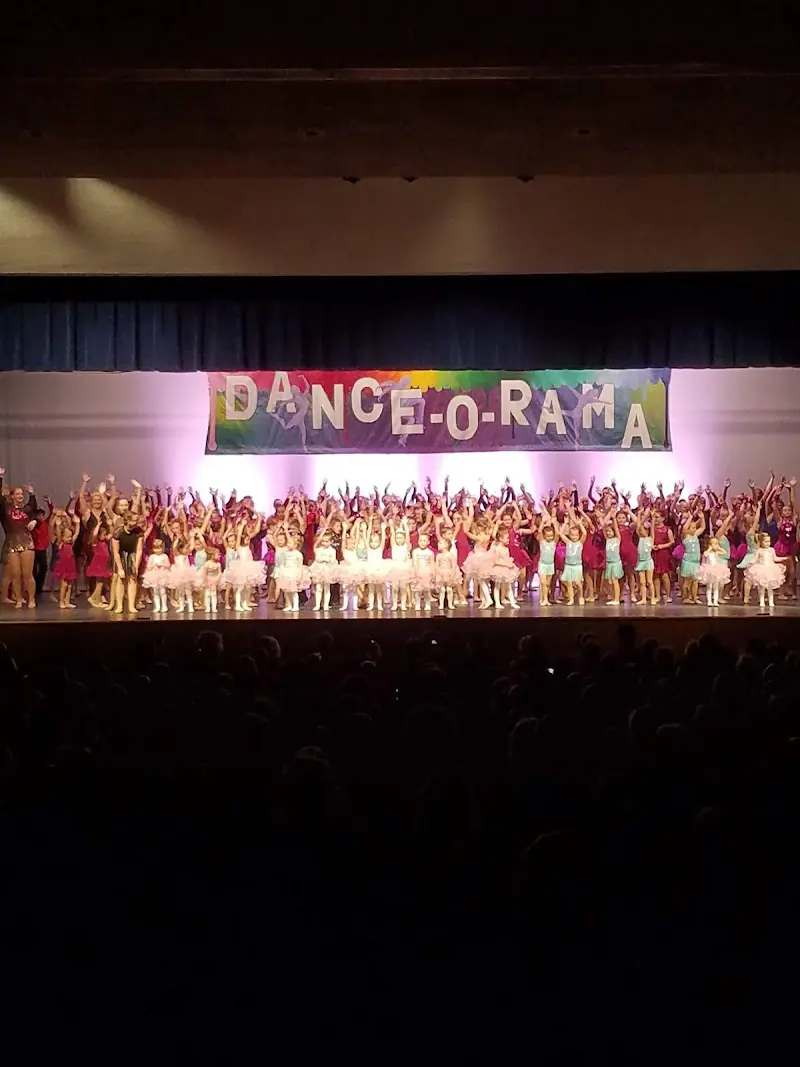 Thomas School of Dance - Dance Studio in Oil City, Pennsylvania